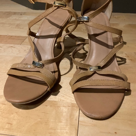 Shoestock heels - Picture 1 of 5